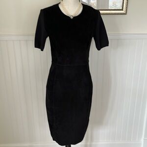 Elie Tahari Black LBD Sheath Suede and Knit Short Sleeves Knee Length Size 4 EUC